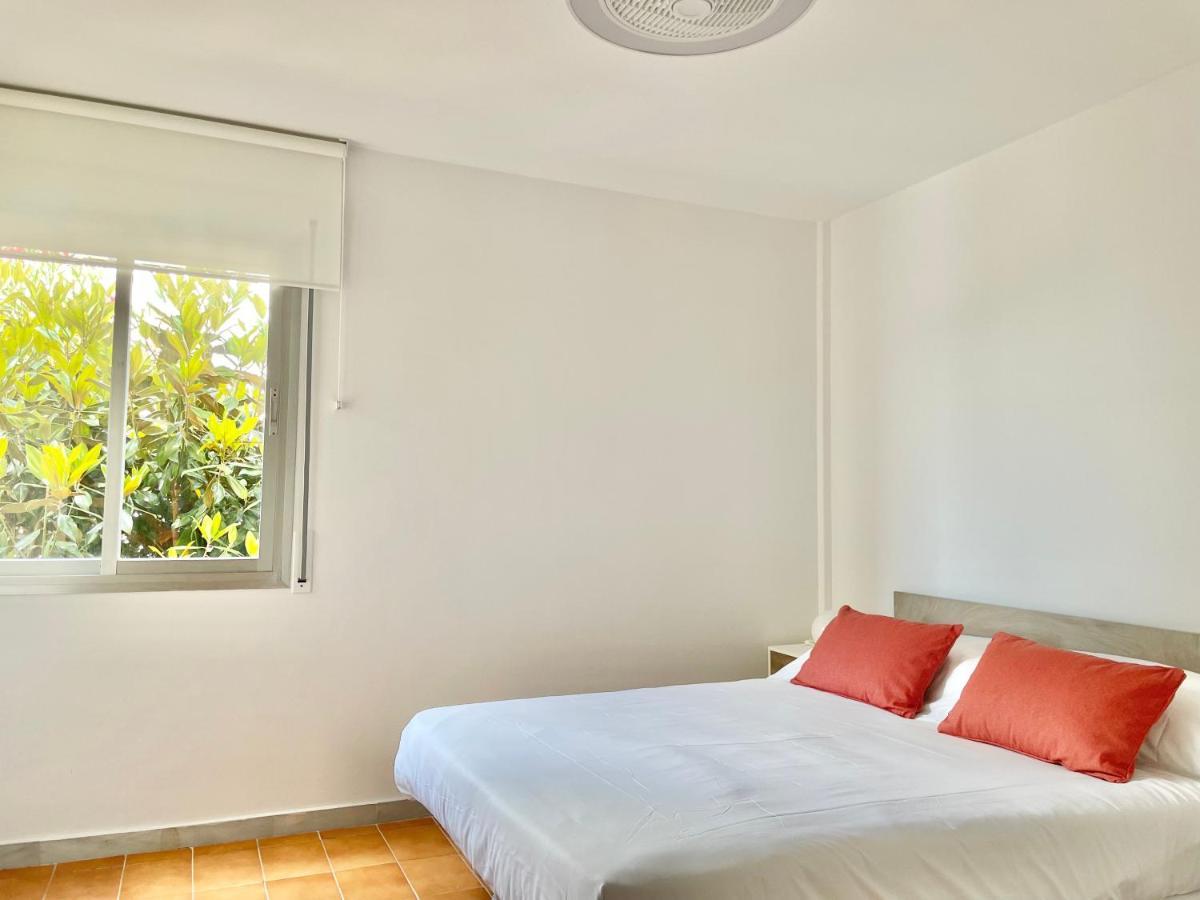 Luminoso Apartamento Frente Al Mar Con Piscina Roses Esterno foto